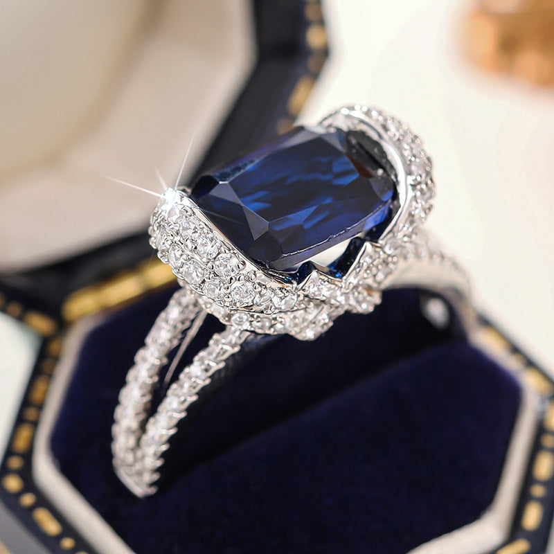 Beautiful Piece with Unique Style