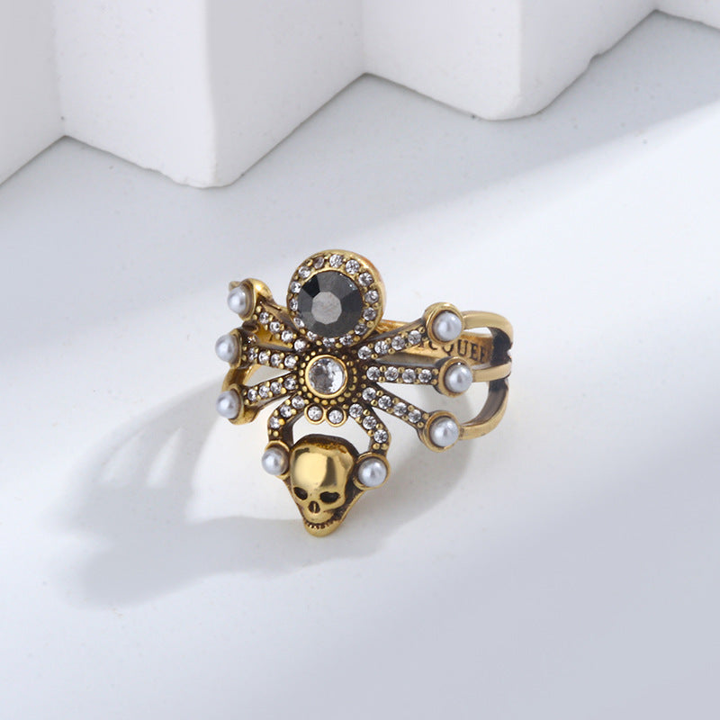 Beautiful Gold Ring with Unique Style