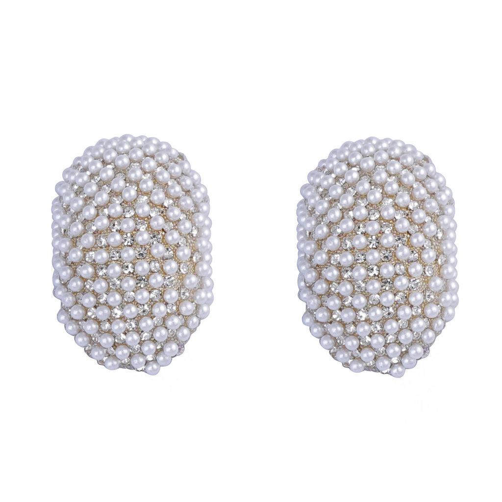 Beautiful Pearl Earring with Unique Style