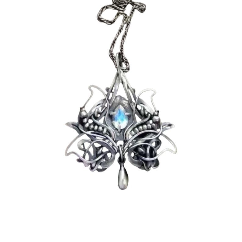 Classic Necklace with Timeless Appeal