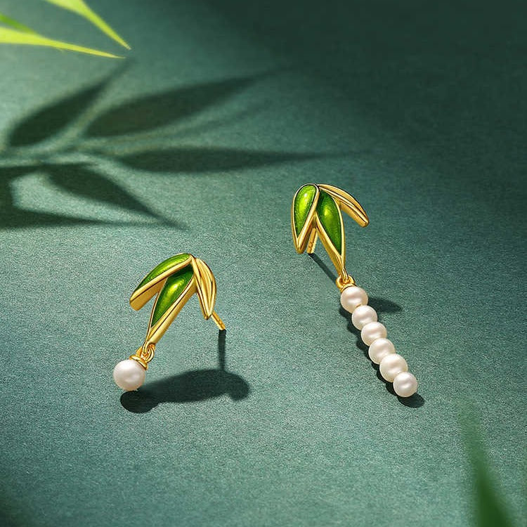 Stunning Silver Earring for Daily Wear