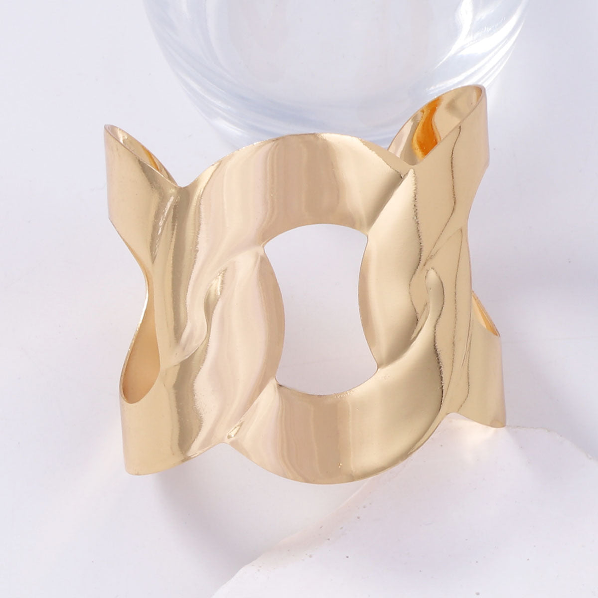 Beautiful Bracelet with Unique Style