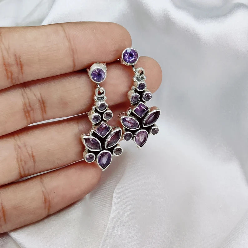 Charming Earring for Any Occasion