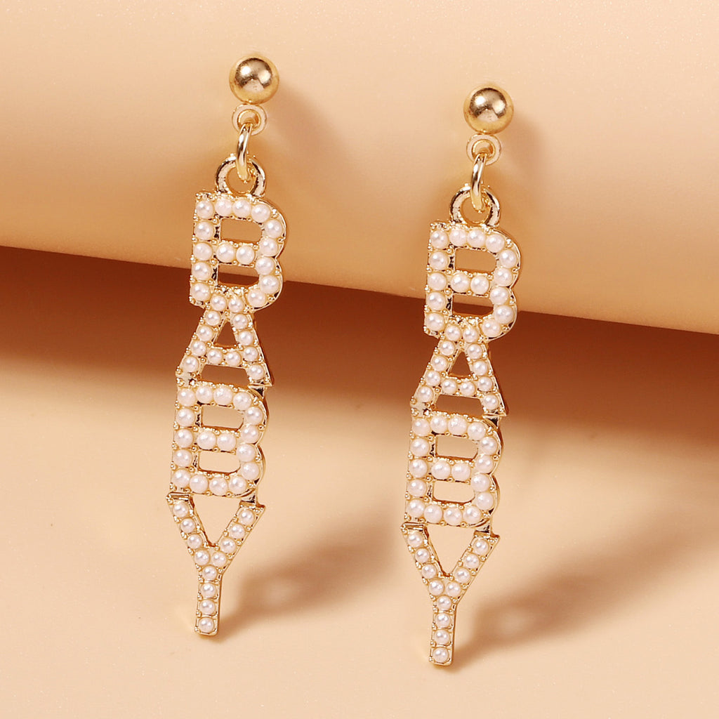 Charming Pearl Earring for Any Occasion