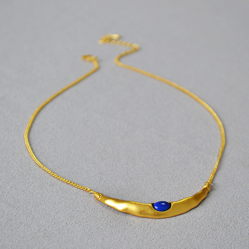 Beautiful Gold Necklace with Unique Style