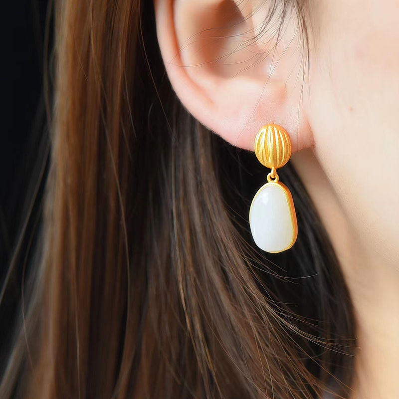 Vintage Handmade Gold Earring