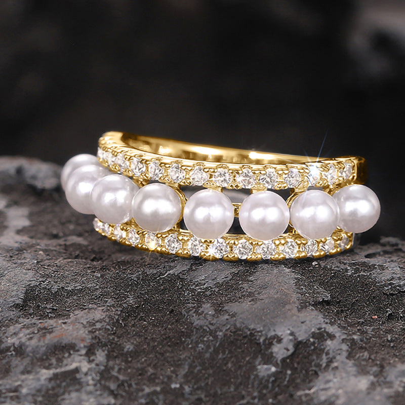 Beautiful Pearl Ring with Unique Style