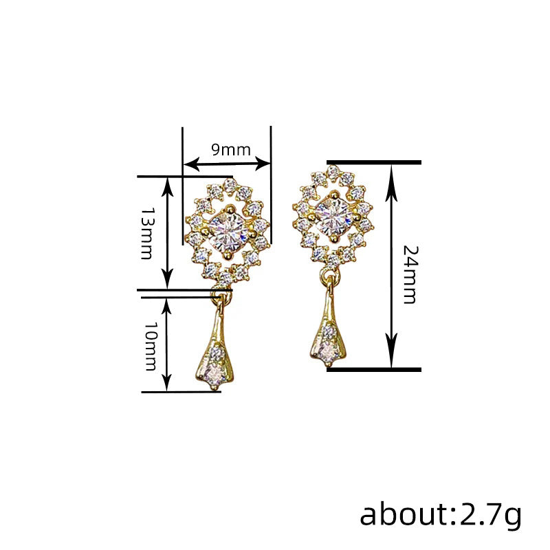 Charming Earring for Any Occasion