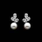 Charming Pearl Earring for Any Occasion