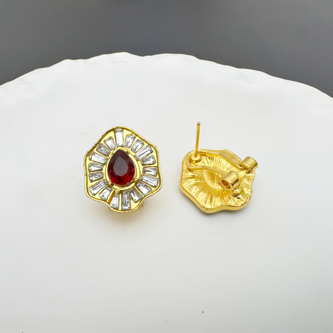Charming Earring for Any Occasion