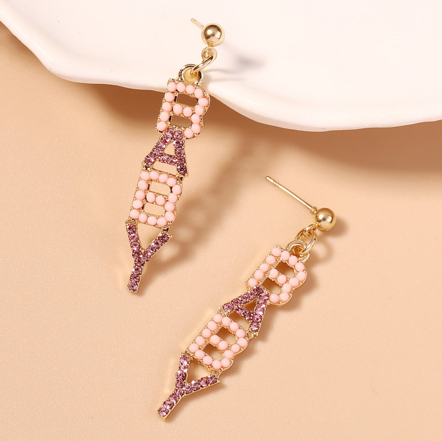 Charming Pearl Earring for Any Occasion