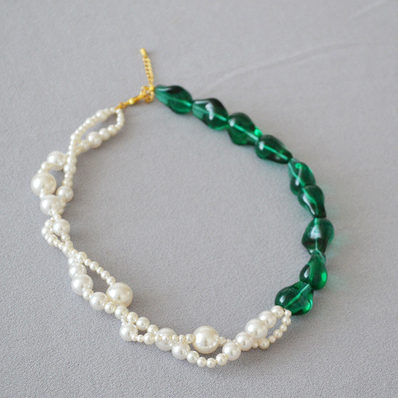 Beautiful Pearl Necklace with Unique Style