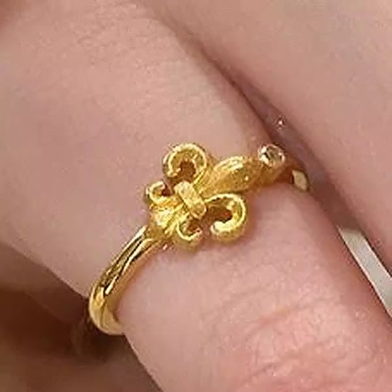 Beautiful Gold Ring with Unique Style