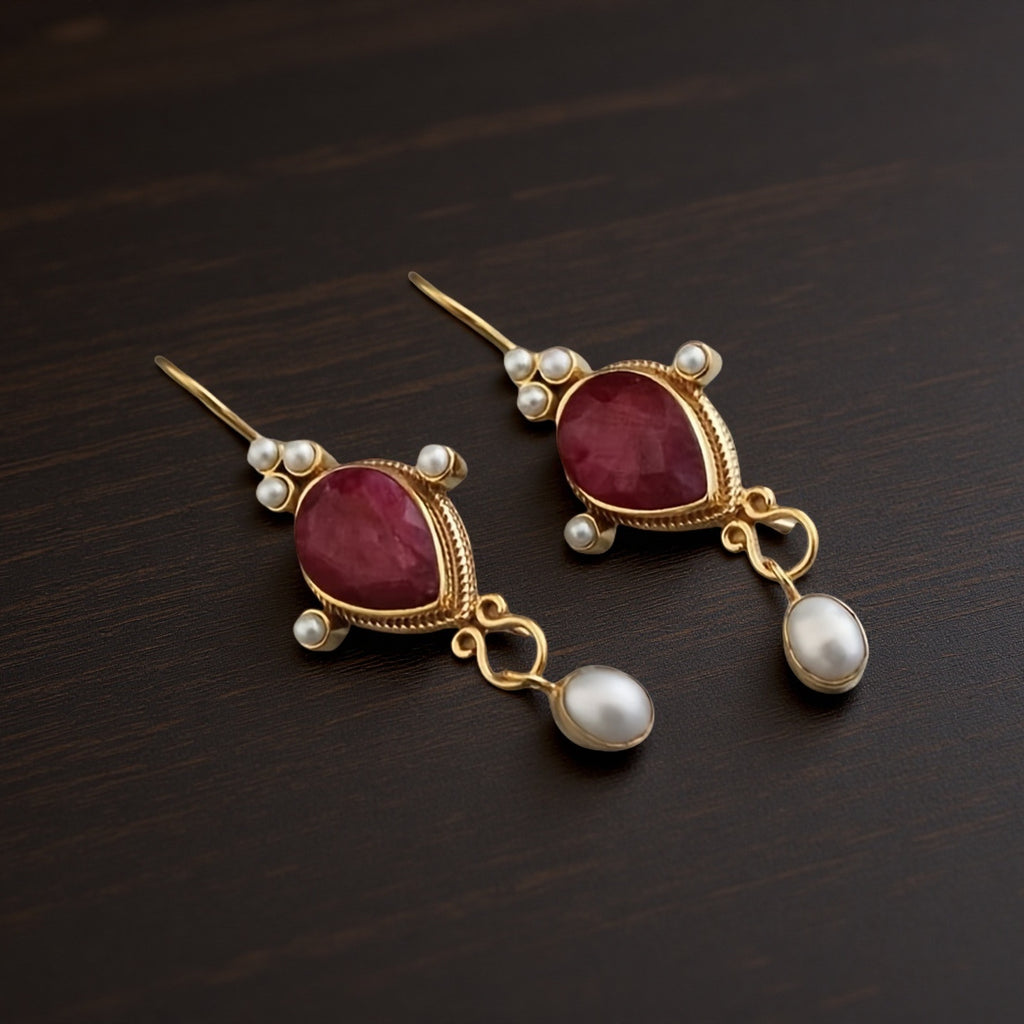 Beautiful Pearl Earring with Unique Style