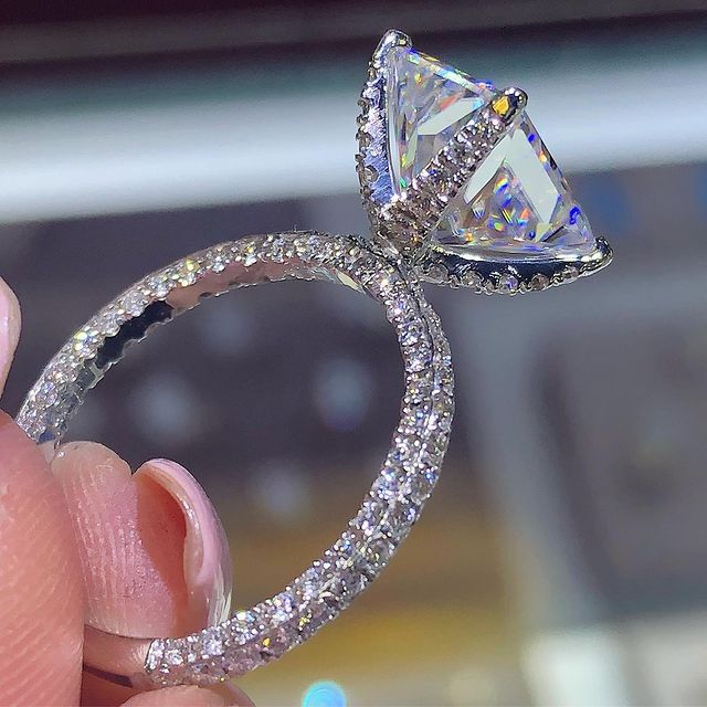 Beautiful Ring with Unique Style