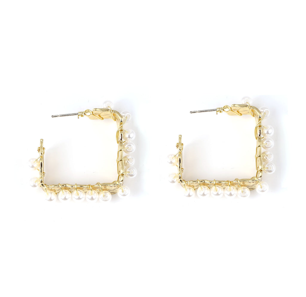 Vintage Handmade Gold Earring