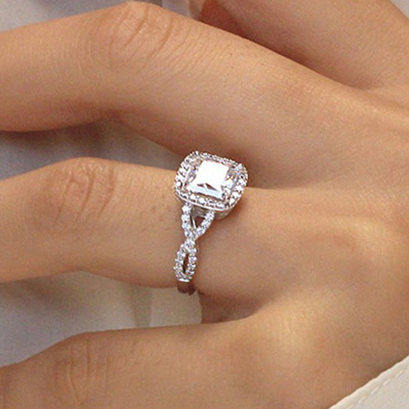 Beautiful Chain with Unique Style