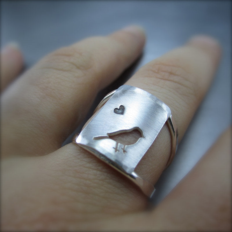 Charming Ring for Any Occasion