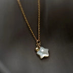 Romantic Gold Necklace for Special Moments