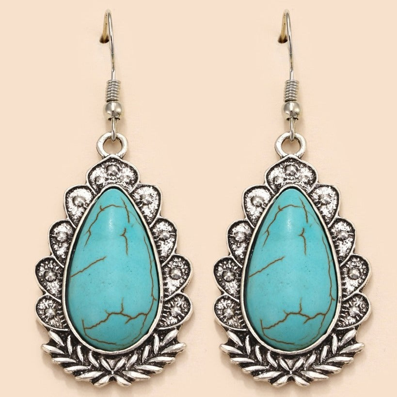 Classic Silver Earring with Timeless Appeal