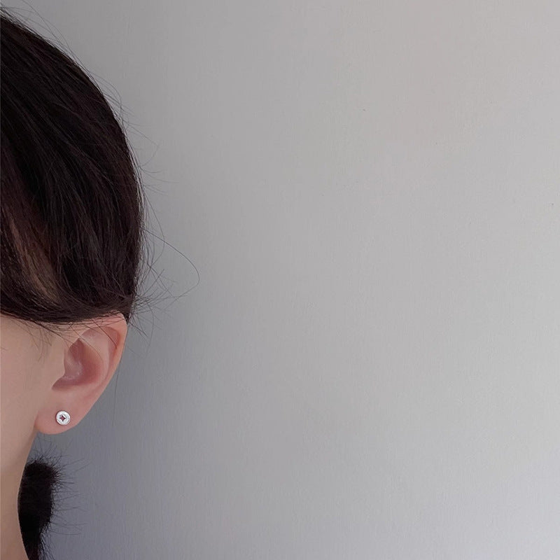 Vintage Handmade Gold Earring