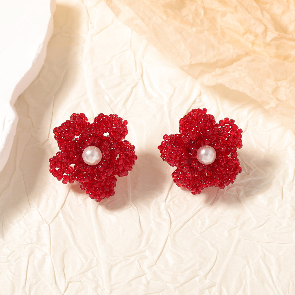 Beautiful Pearl Earring with Unique Style