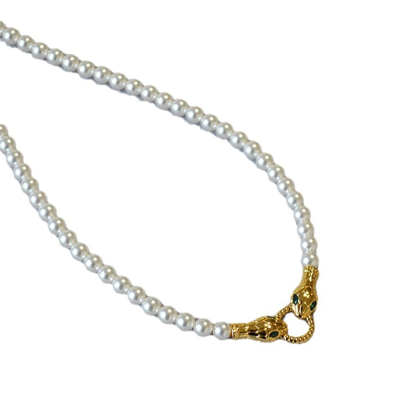 Beautiful Gold Necklace with Unique Style