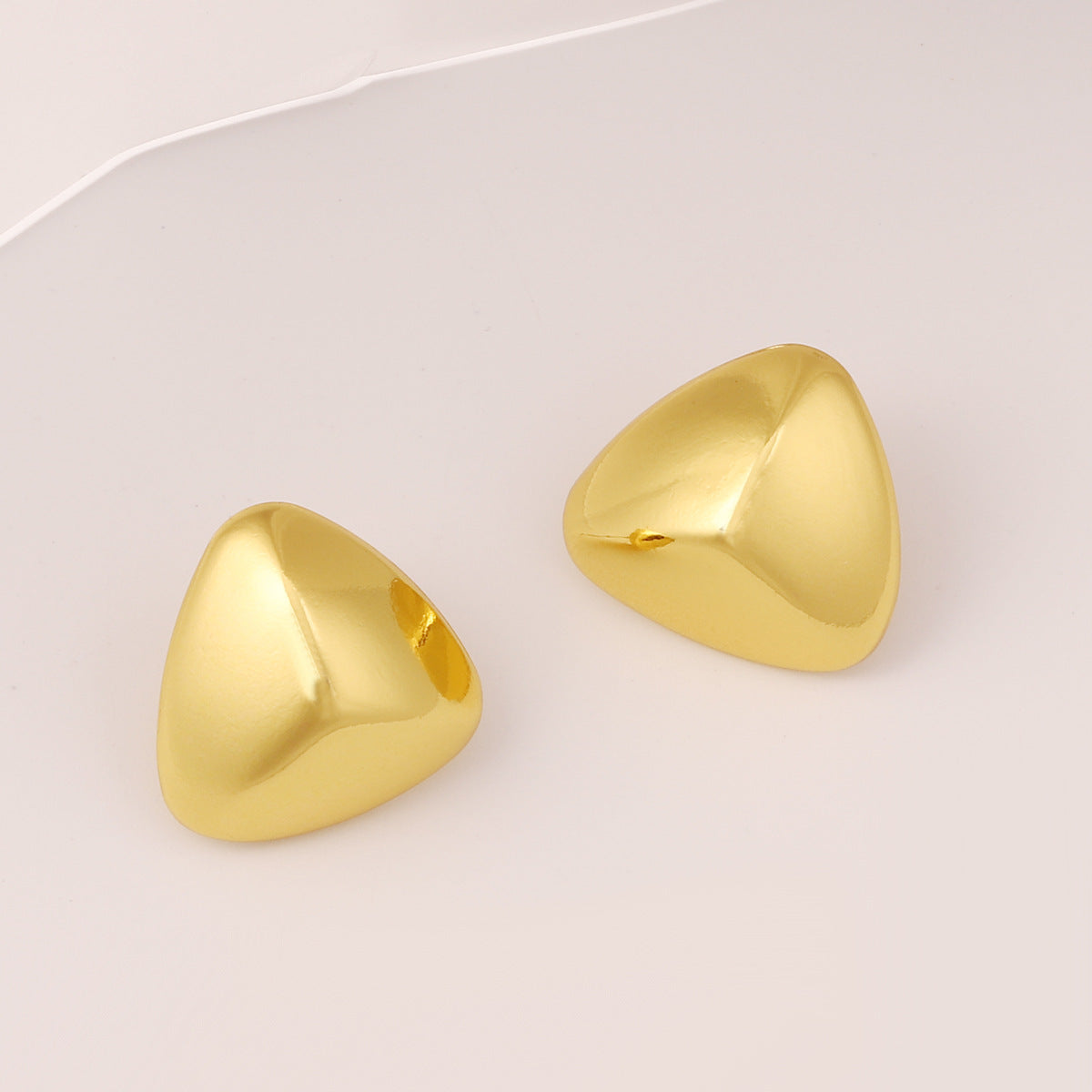 Vintage Handmade Gold Earring