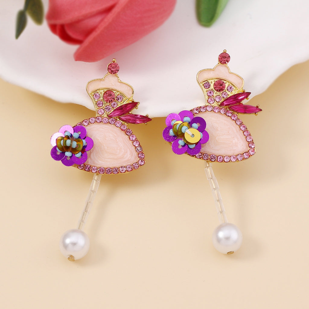 Beautiful Pearl Earring with Unique Style