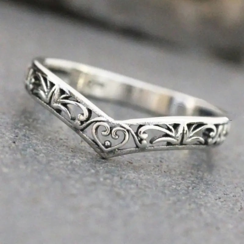 Beautiful Silver Ring with Unique Style
