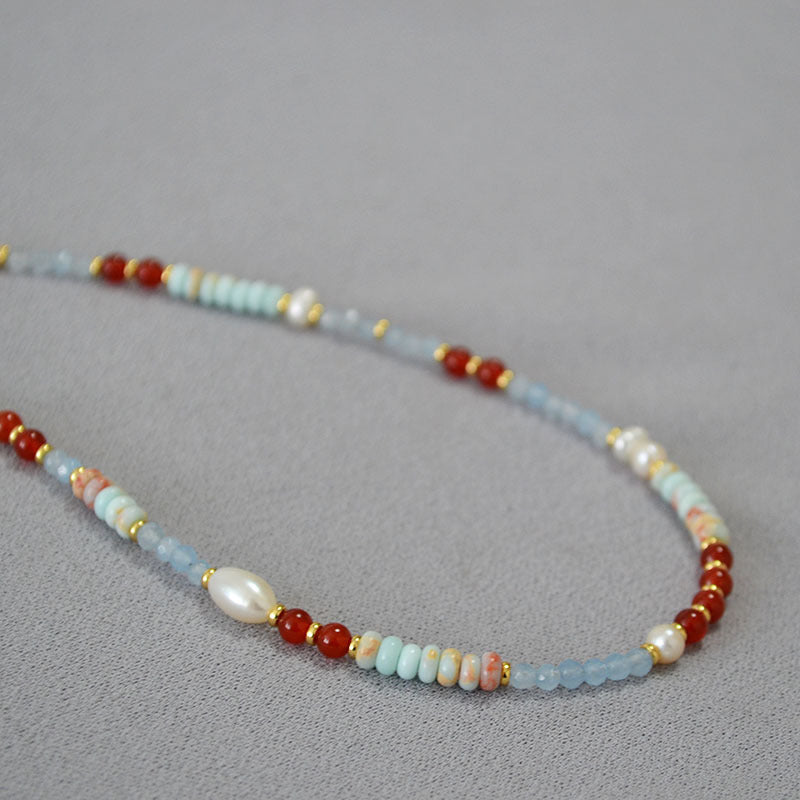 Beautiful Pearl Necklace with Unique Style