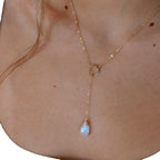 Beautiful Pearl Necklace with Unique Style