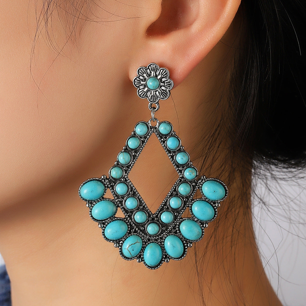 Stunning Earring for Daily Wear