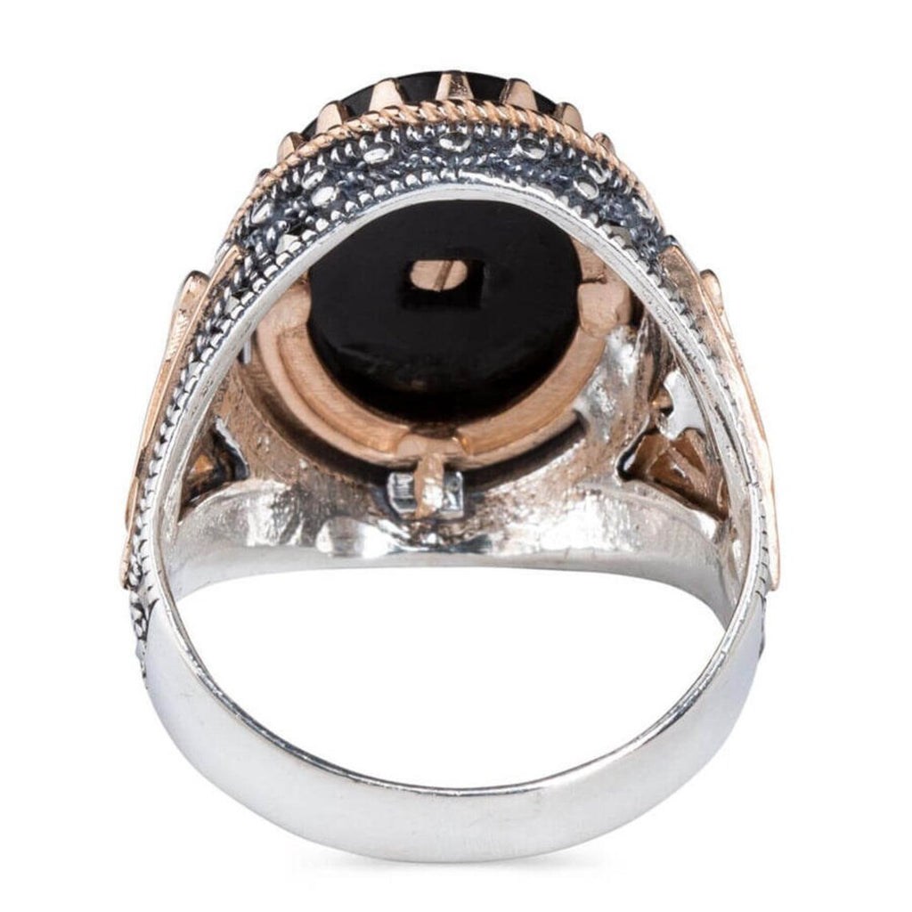 Classic Ring with Timeless Appeal