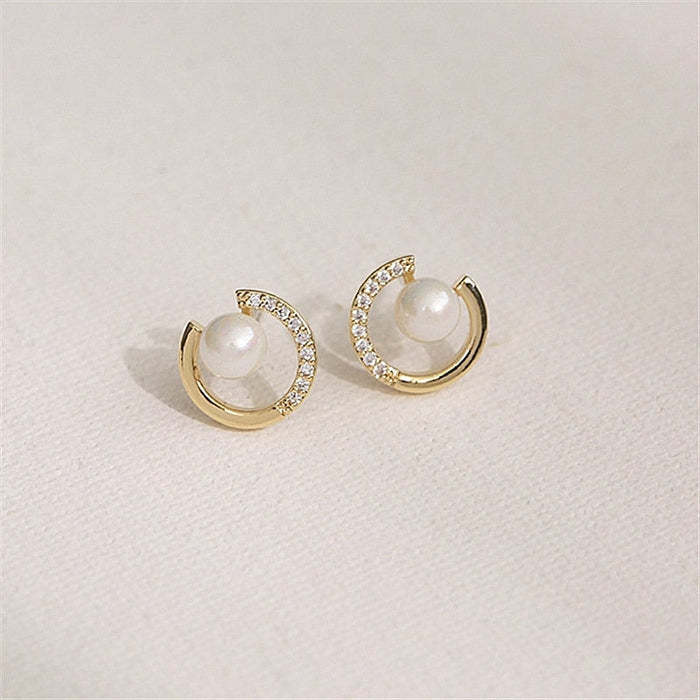 Delicate Artisan Pearl Earring