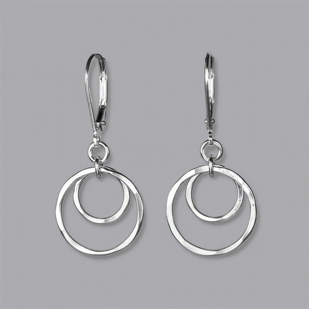 Charming Earring for Any Occasion