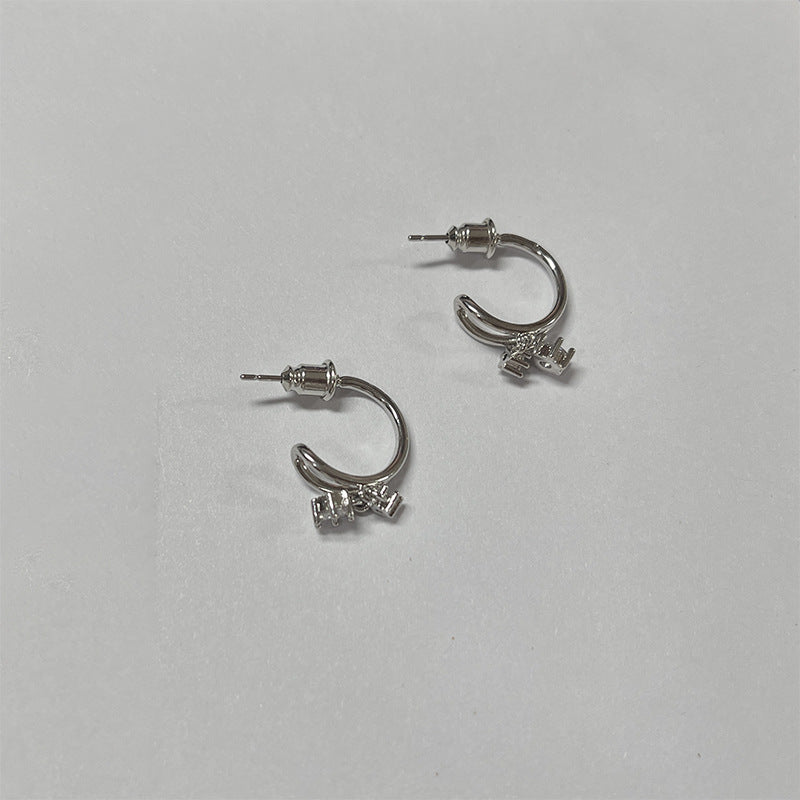 Beautiful Earring with Unique Style