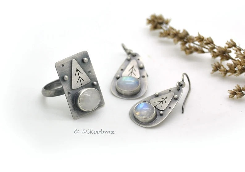 Beautiful Earring with Unique Style