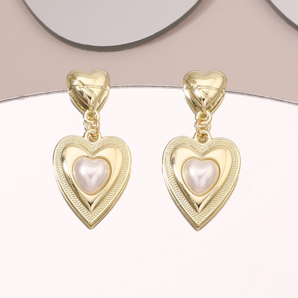 Vintage Handmade Gold Earring