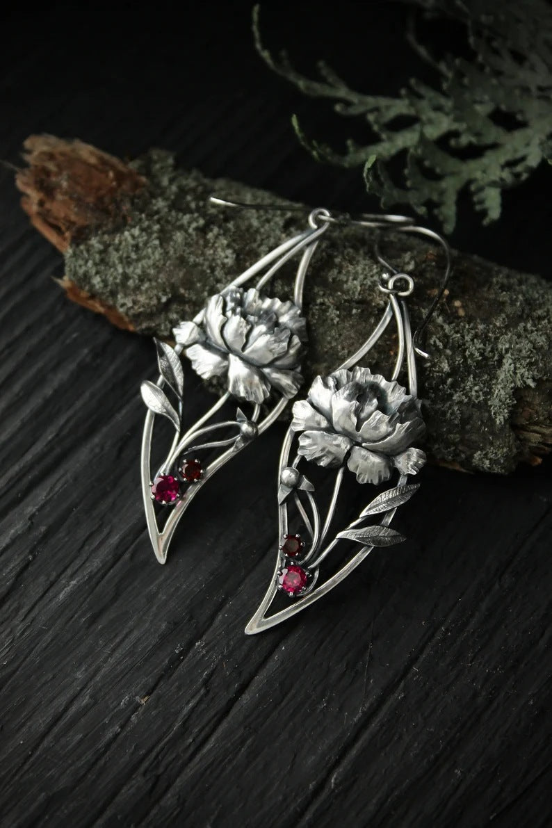 Vintage Handmade Earring