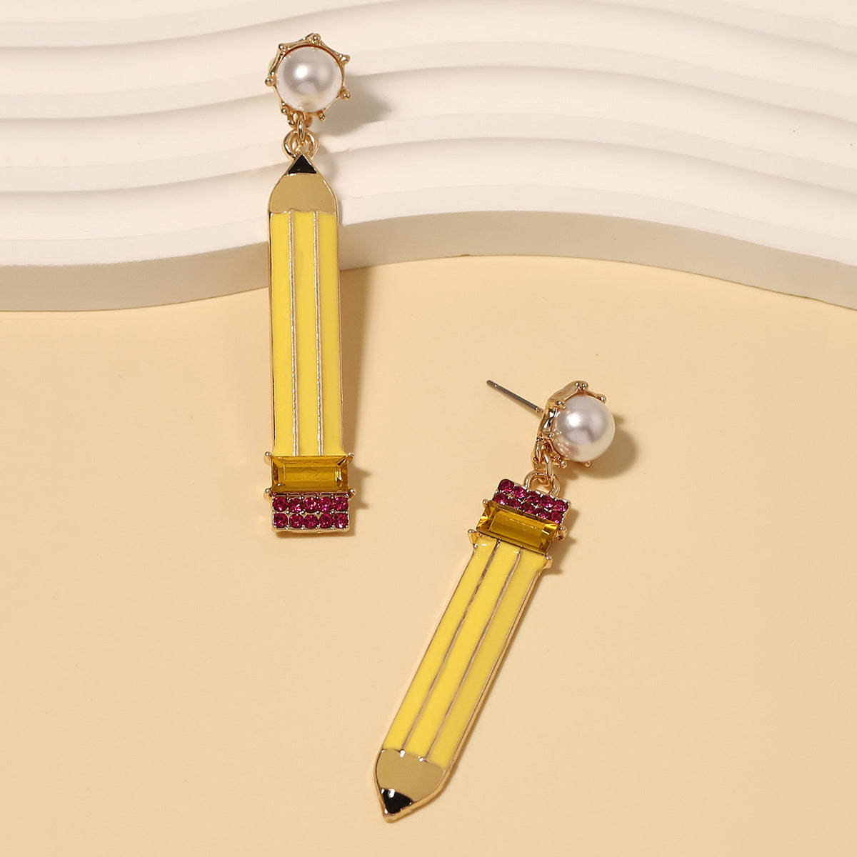 Beautiful Pearl Earring with Unique Style