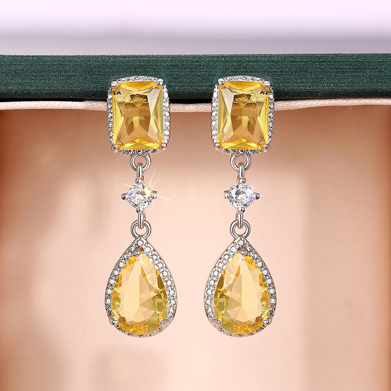 Stunning Earring for Daily Wear