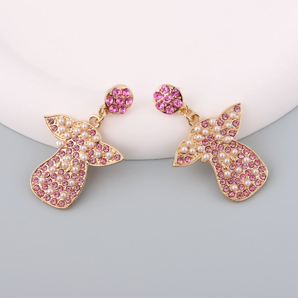 Beautiful Pearl Earring with Unique Style