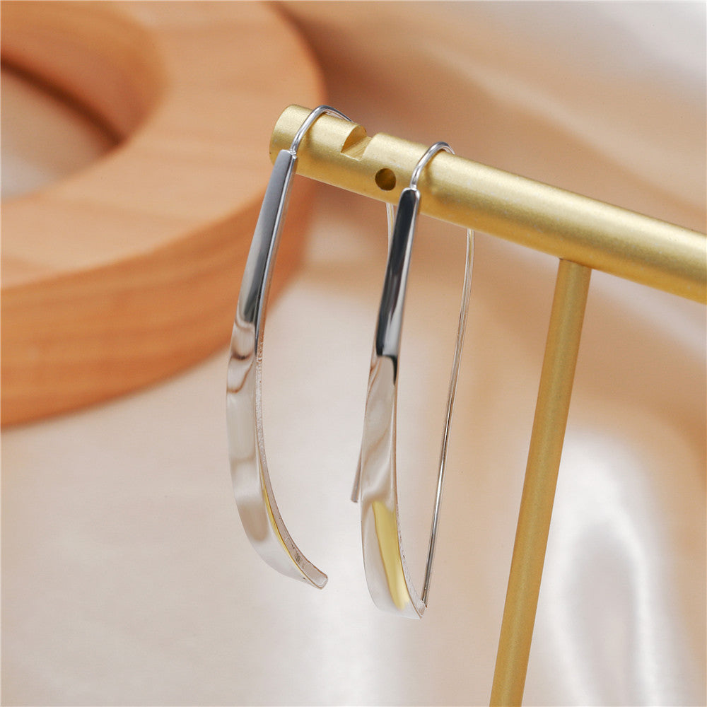 Classic Earring with Timeless Appeal