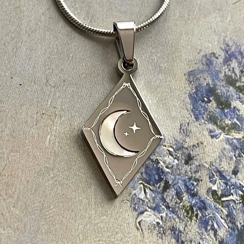 Beautiful Necklace with Unique Style