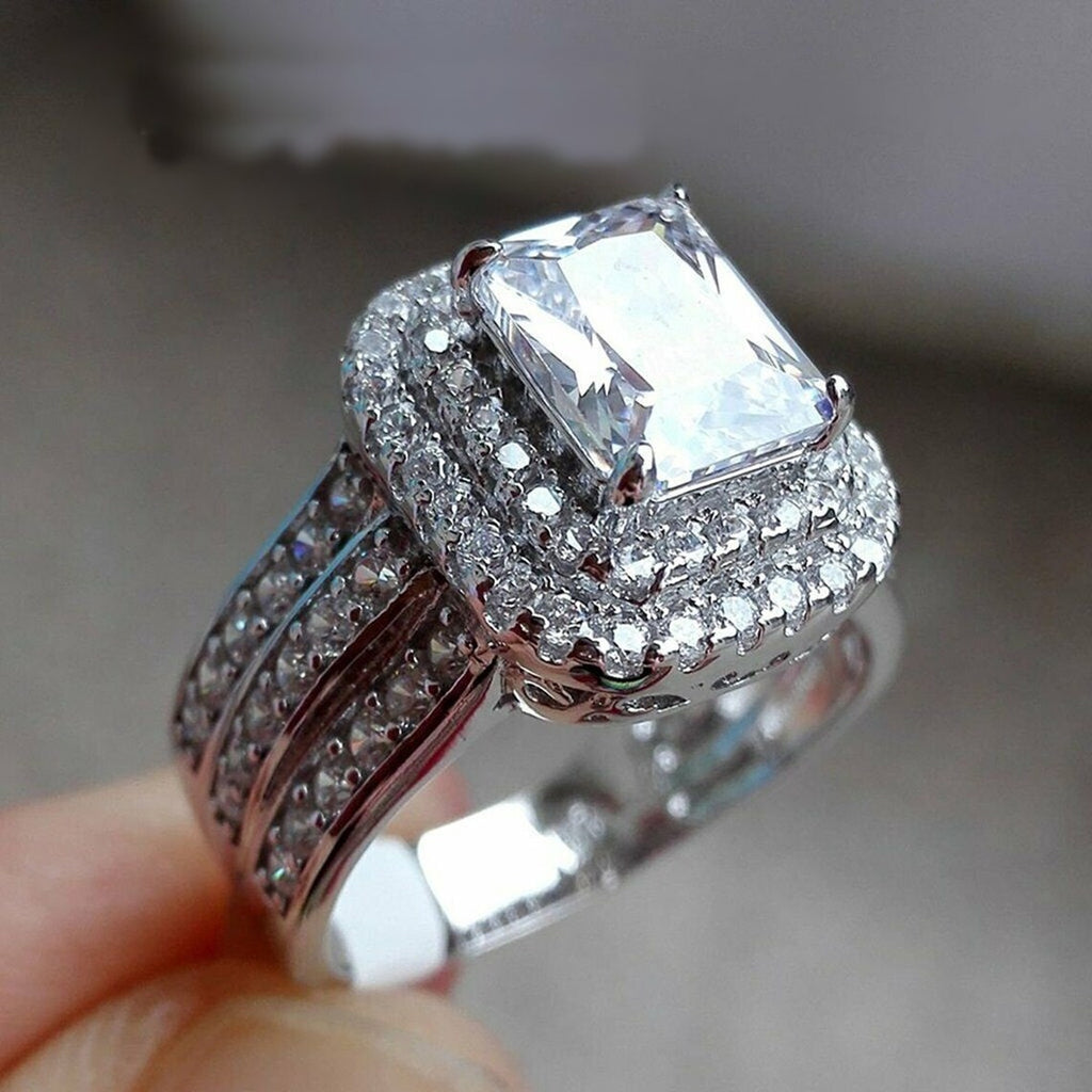 Classic Ring with Timeless Appeal