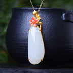 Beautiful Gold Necklace with Unique Style