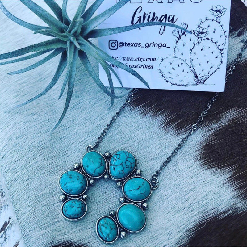 Elegant Pendant for Every Occasion