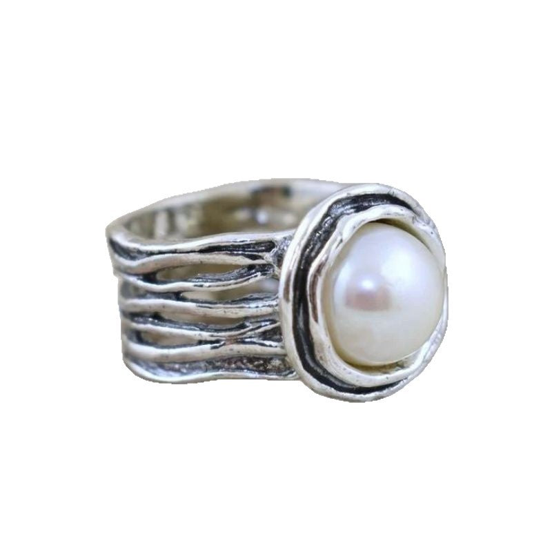 A Romantic Ring for Special Moments