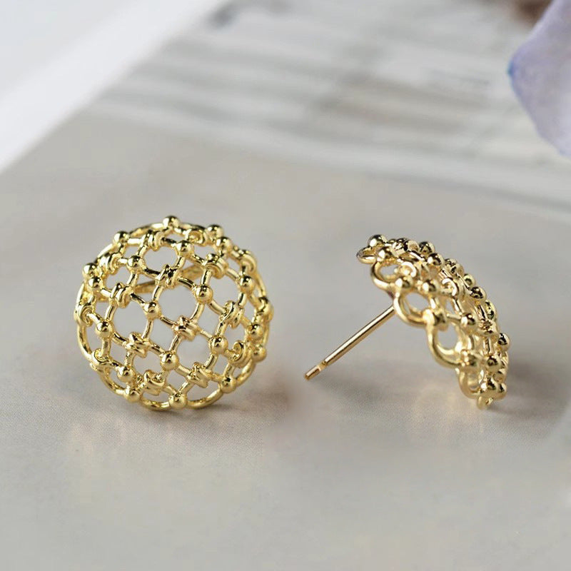 Vintage Handmade Gold Earring